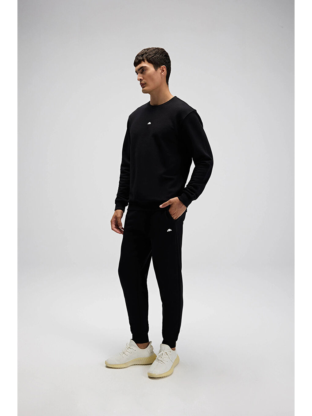 Siyah Pamuklu Regular Fit Bisiklet Yaka Logolu Sweat EM556-BK-2