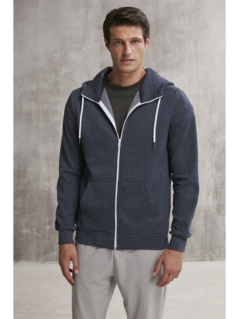Core Erkek Fermuarlı Yüksek Yaka Kapüşonlu Kordonlu İçi Polarlı Lacivert Sweatshirt-1