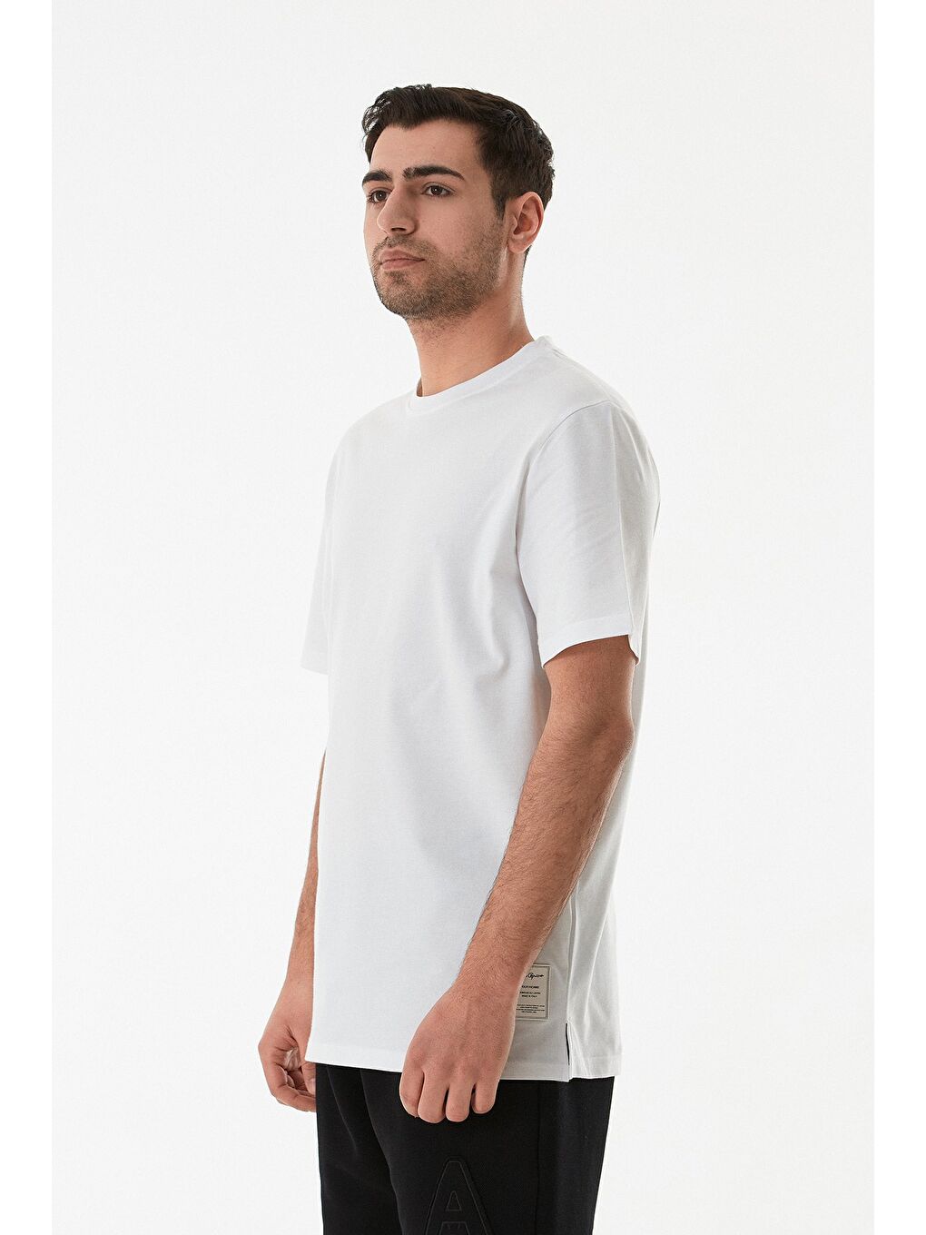 Beyaz Basic Süprem Kumaş Bisiklet Yaka Tişört-2