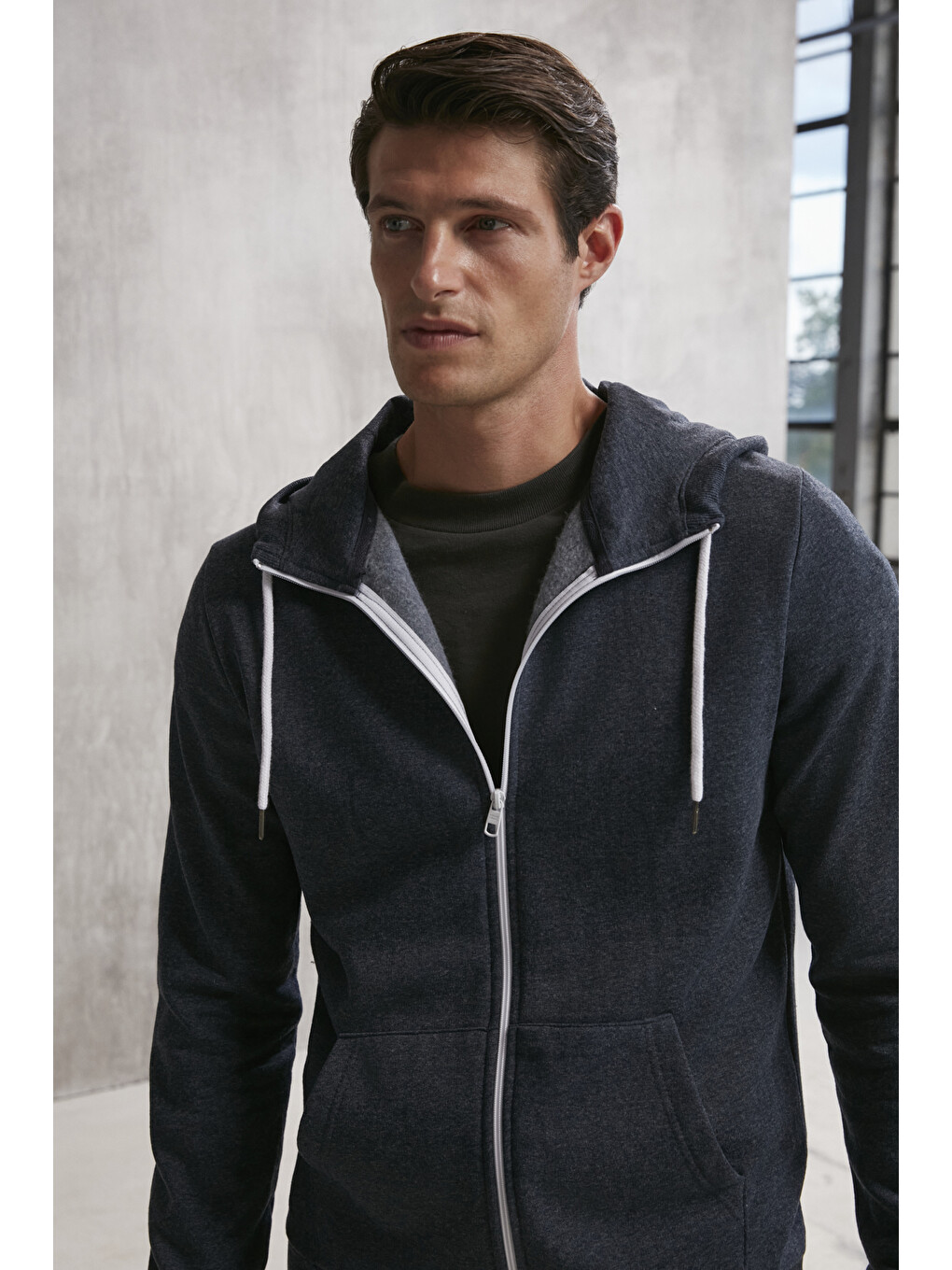 Core Erkek Fermuarlı Yüksek Yaka Kapüşonlu Kordonlu İçi Polarlı Lacivert Sweatshirt-5