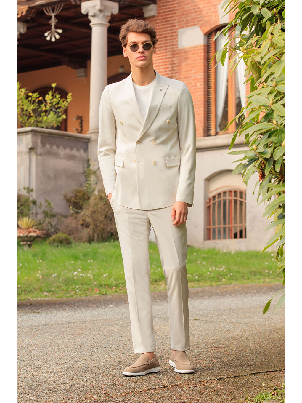 Erkek Bej Slim Fit Dar Kesim Kırlangıç Yaka Beli Gizli Lastikli Kapak Cepli Ekose Desenli Kruvaze T--3