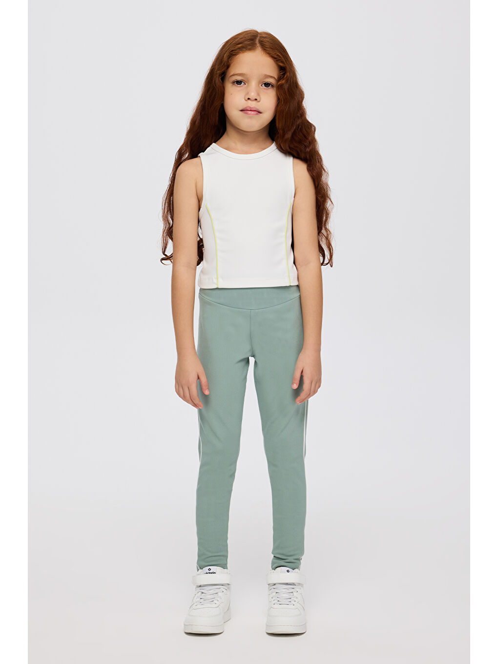 Kız Çocuk Yumuşak Dokulu Yeşil Tayt