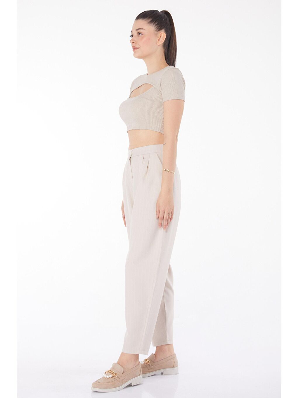 Orta Kadın Bej Çizgili Pantolon - 25872-2