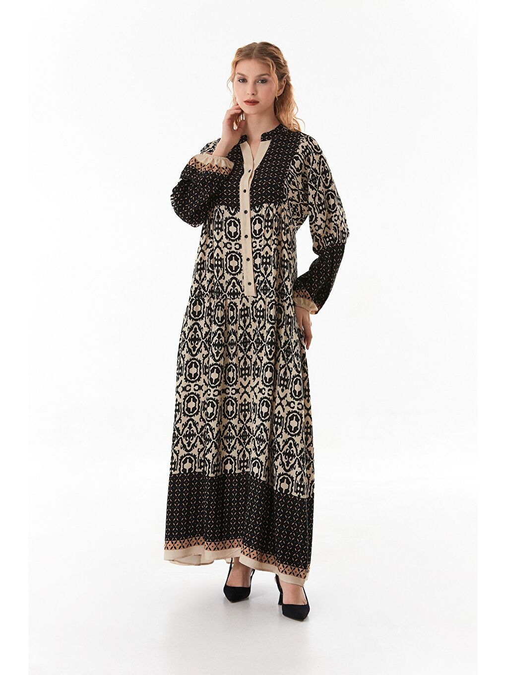 Siyah Fullamodest Etnik Desenli Yarım Düğmeli Elbise-2