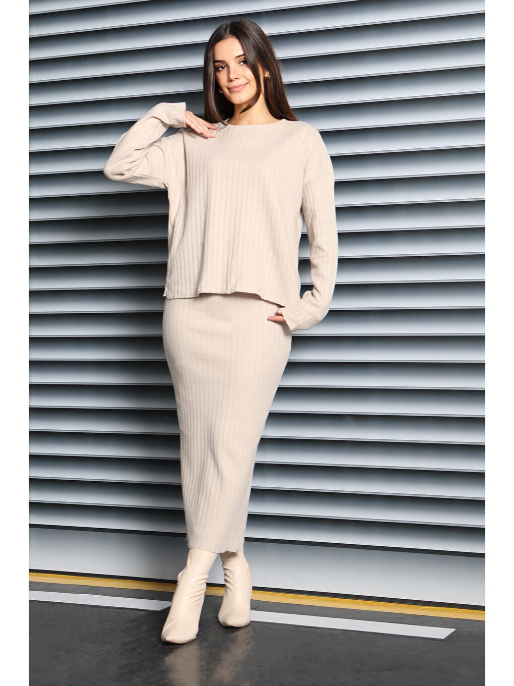 İnterlok Bluz Etekli Takım Bej - 27814-BEJ-3