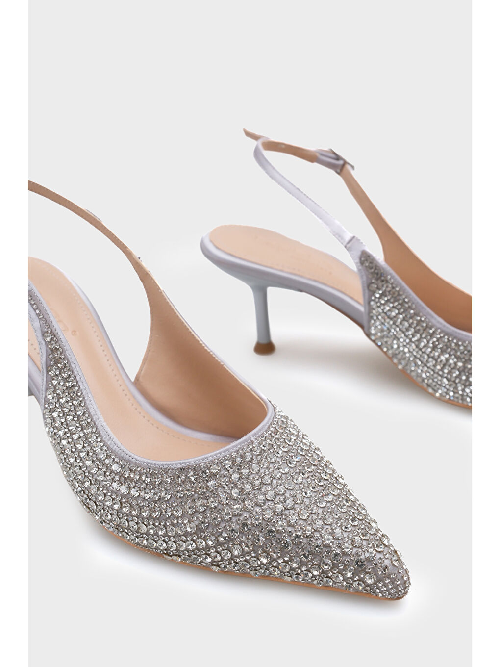 Gri Laryssa Komple Taşlı Sivri Burunlu Saten Arkası Açık Kadın Topuklu Düğün Ayakkabı-3