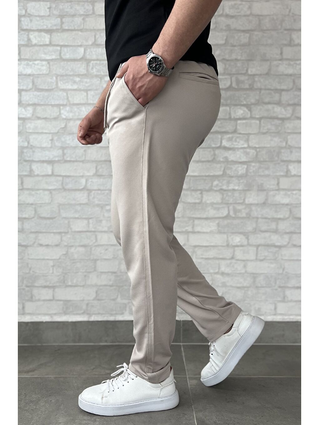 Bej Erkek Bel Bağcıklı Fermuarlı Düz Paça Jogger Pantolon-1