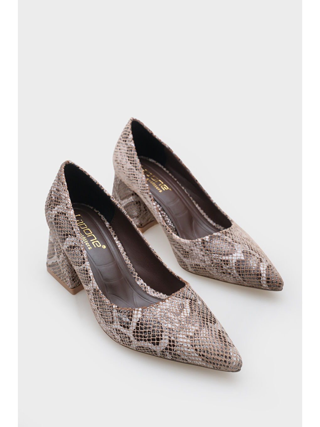 Sarı Sabrina Orta Topuklu Yumuşak Pedli Taban Kadın Ayakkabı-1