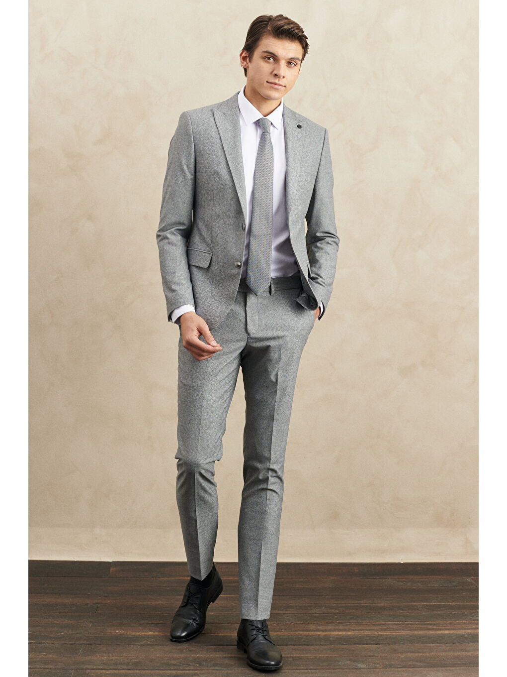 Erkek Gri Ekstra Slim Fit Dar Kesim Kırlangıç Yaka Desenli Takım Elbise-1