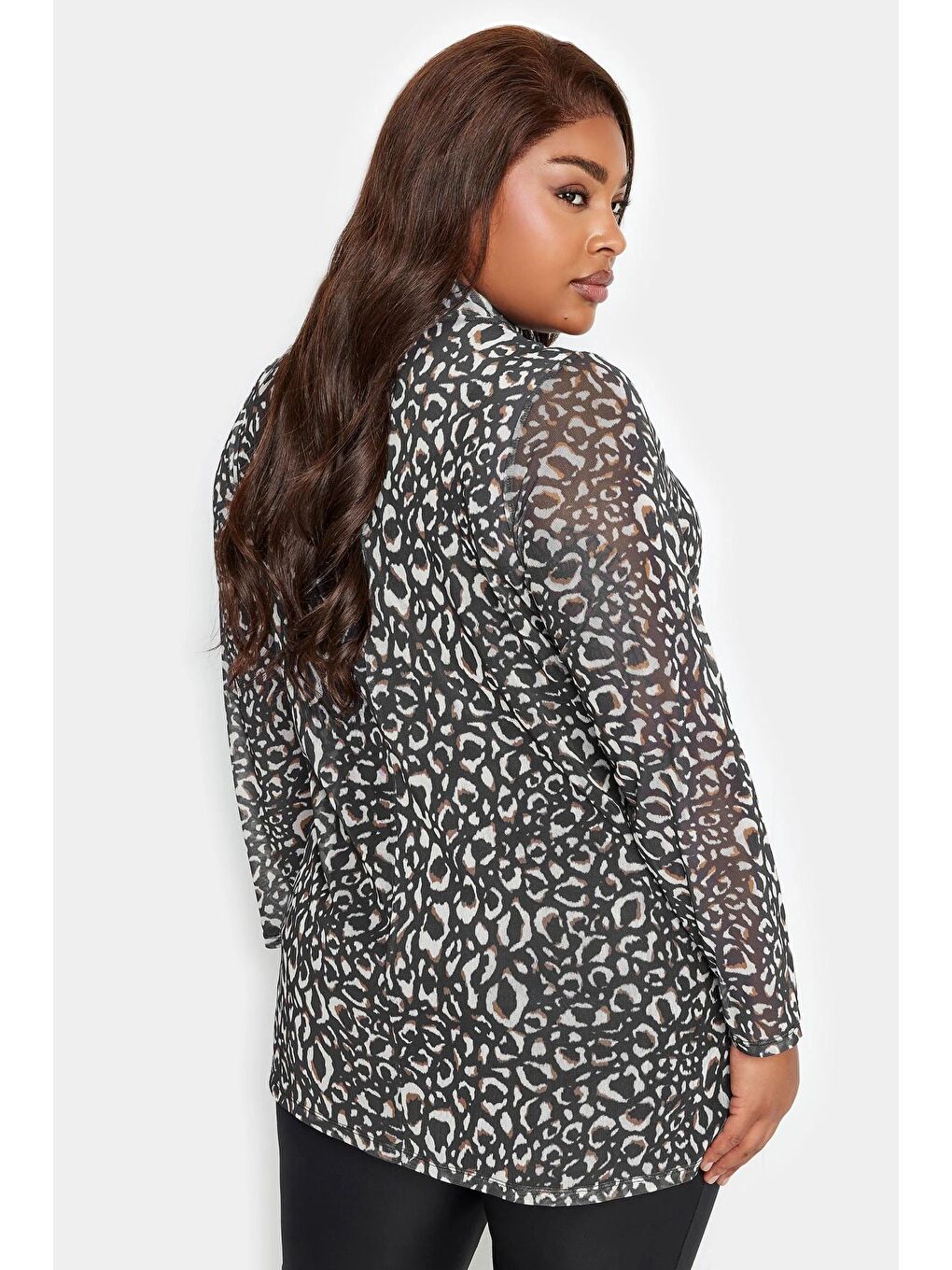 Stil Diva Gri Büyük Beden Boğazlı Kolları Tül Detaylı İçi Astarlı Leopar Desenli Bluz 302698 - 4