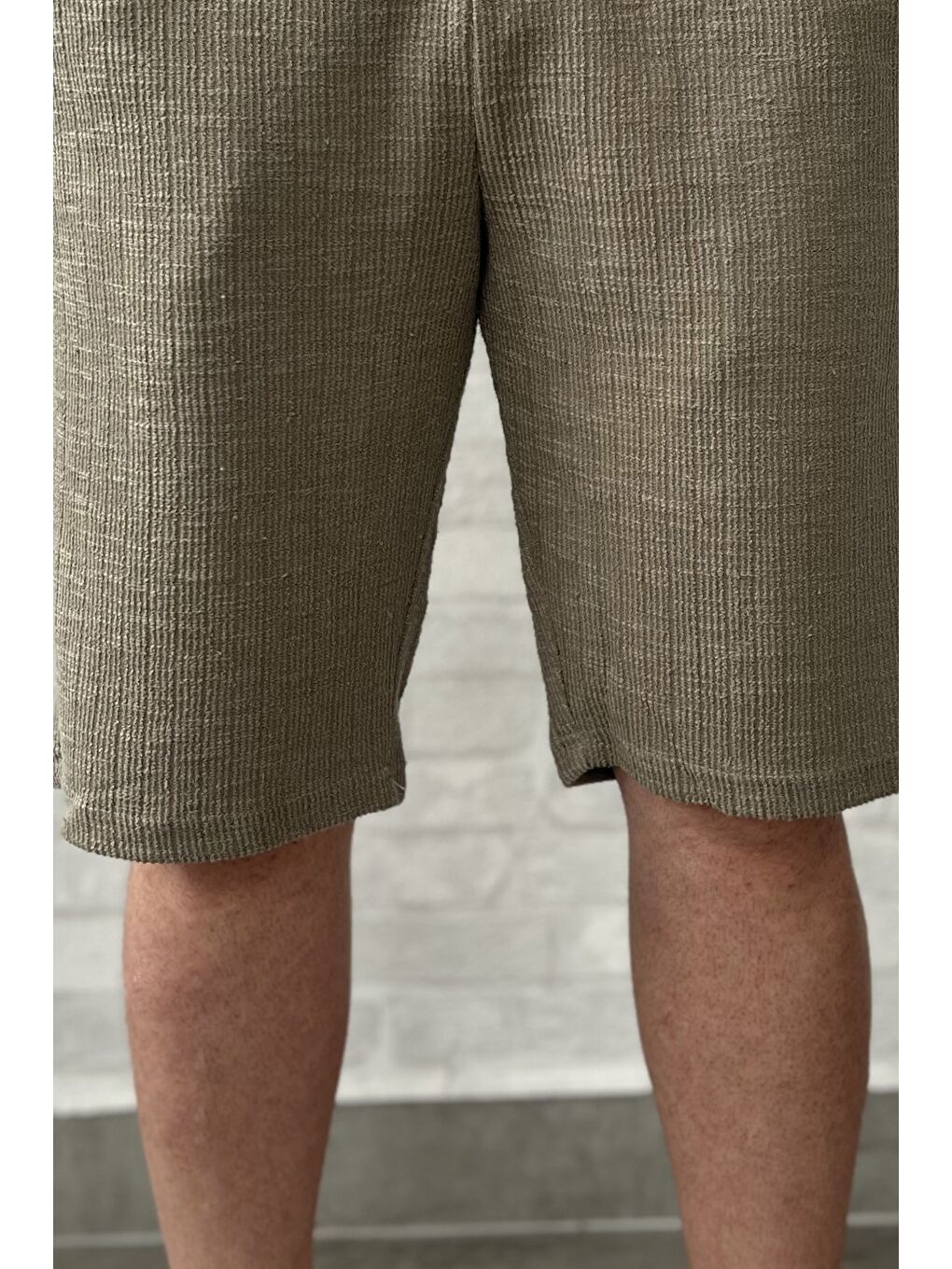 Bej Kendinden Desenli Bel Bağcıklı Erkek Şort-2