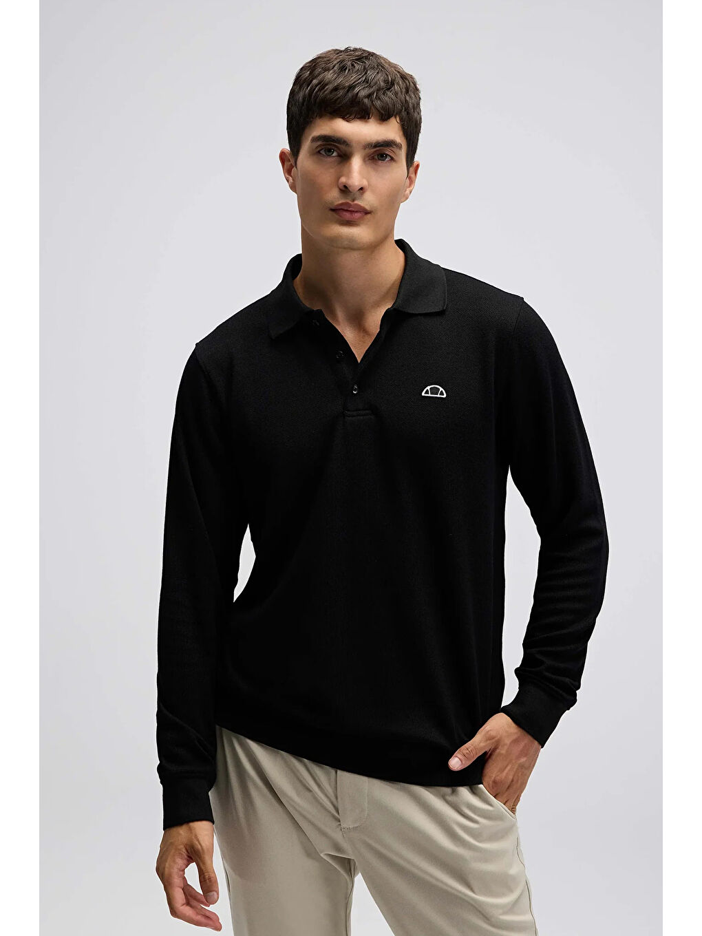 Siyah Logolu Pamuklu Regular Fit Düğmeli Polo Yaka Sweat EM607-BK