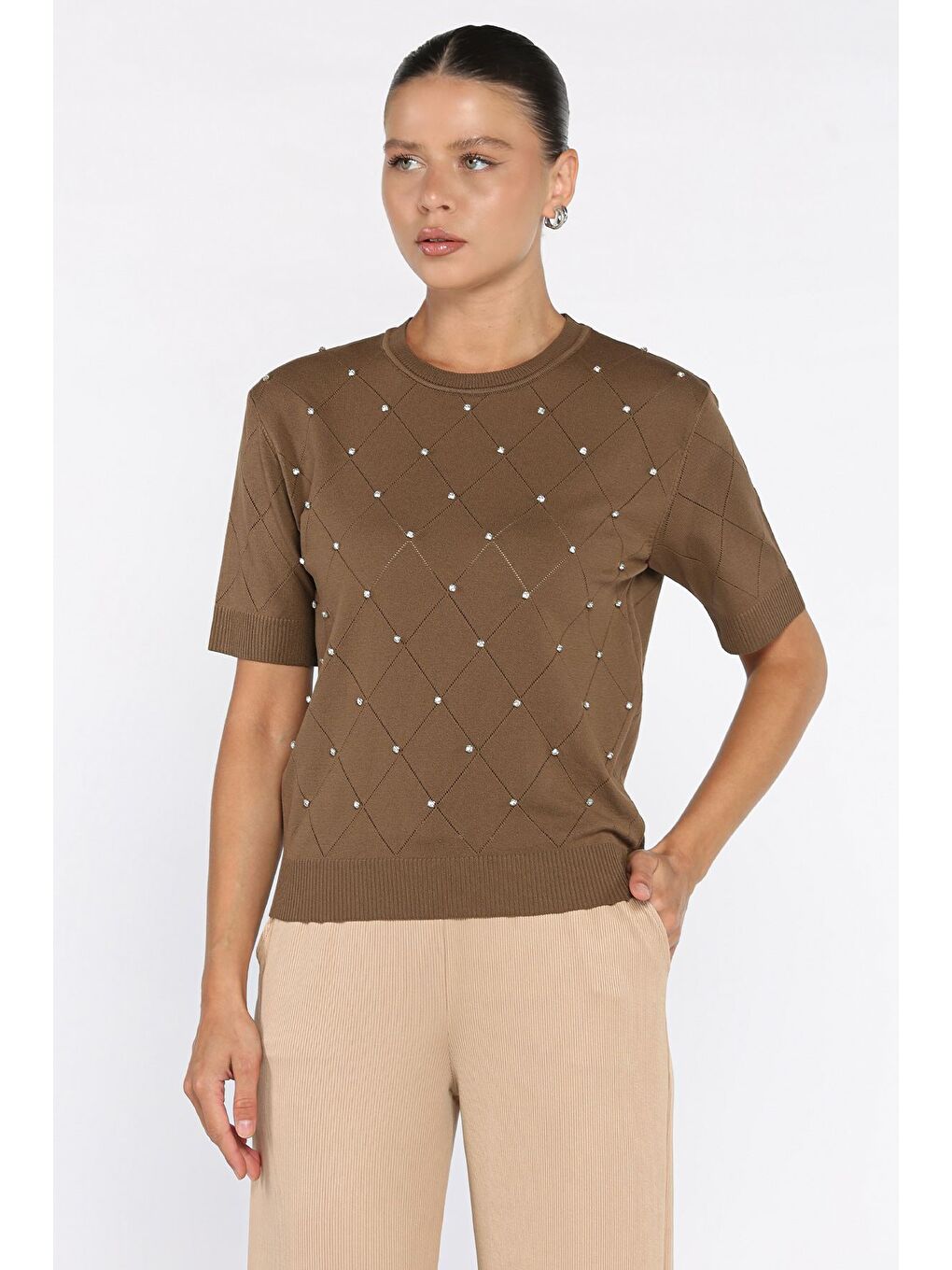 Kahverengi Kendinden Desenli Taşlı Kadın Bluz