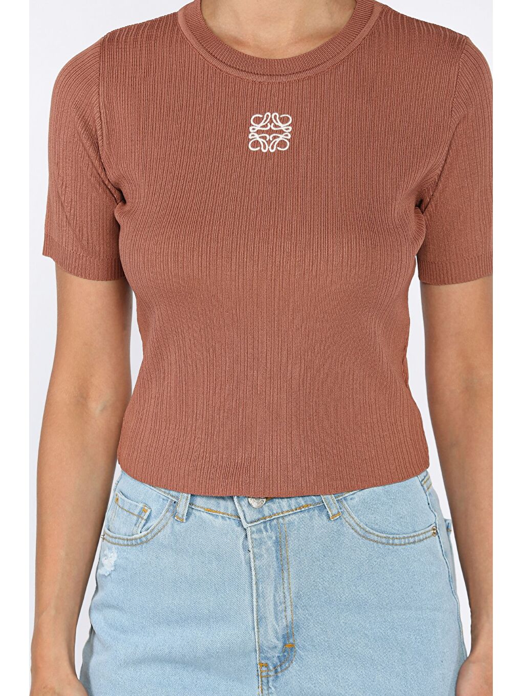 Turuncu Bisiklet Yaka Ön Nakışlı Elastanlı Kadın Bluz-3