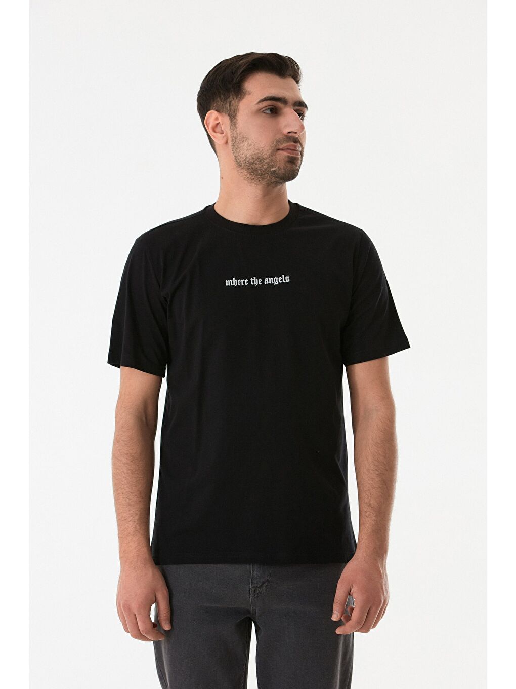 Siyah Kabartma Baskılı Bisiklet Yaka Tişört-3