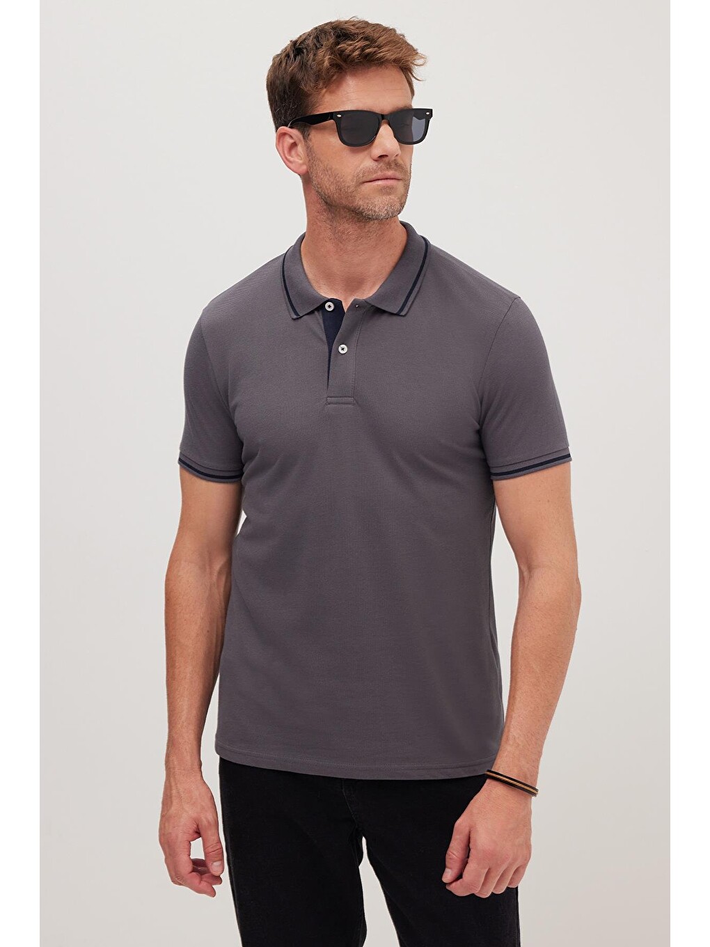 Gri Erkek Slim Fit Dar Kesim %100 Pamuk Yumuşak Dokulu Serin Tutan Kumaş Düz Pike Füme Polo Yaka Tişört-2