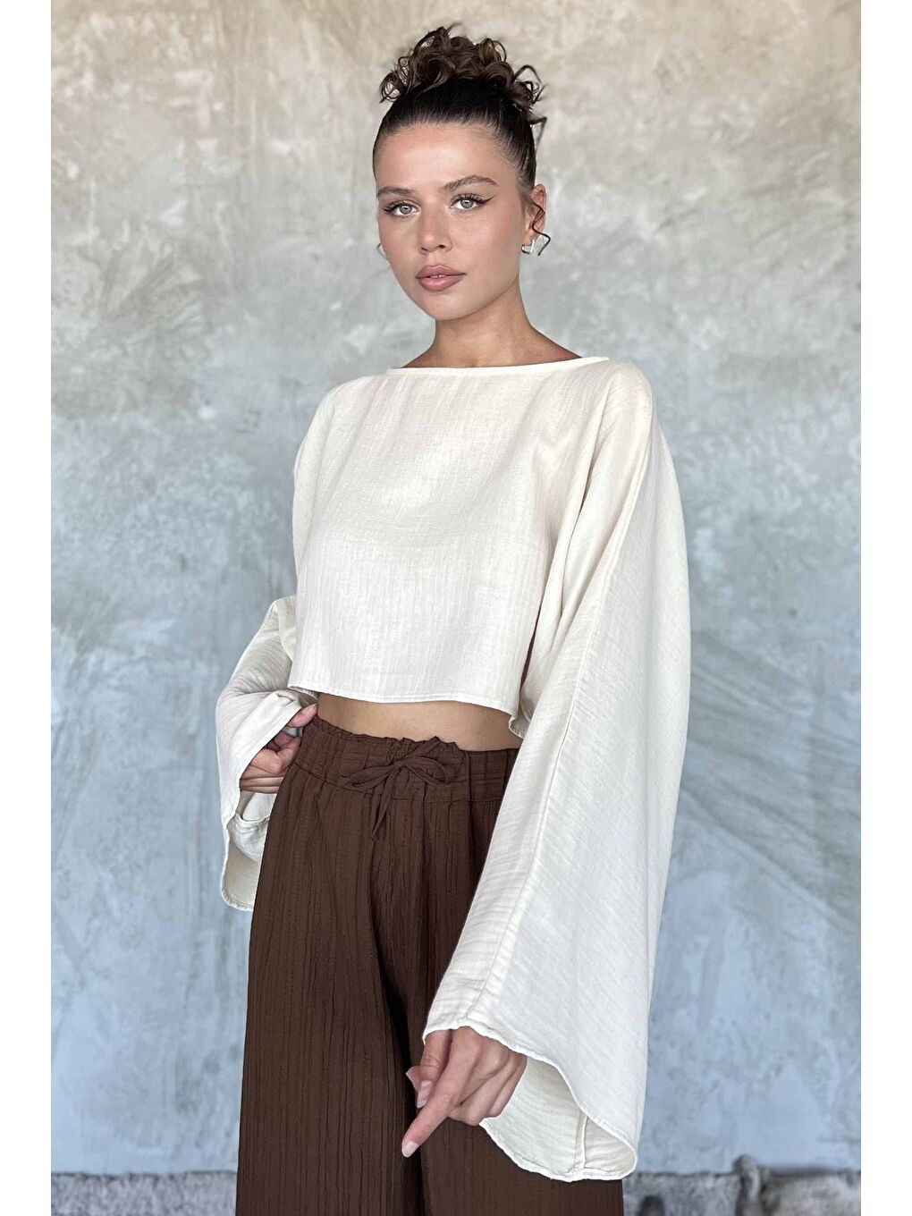 Bej Yarasa Kol Salaş Kadın Bluz-1