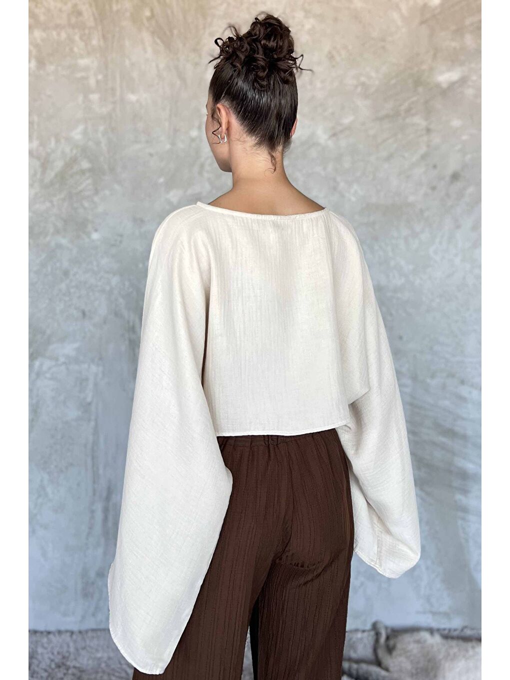 Bej Yarasa Kol Salaş Kadın Bluz-2