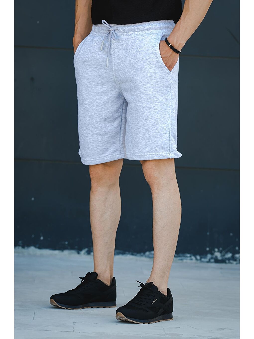 Gri Palmiro Dokuma Basic Erkek Bermuda Şort-1