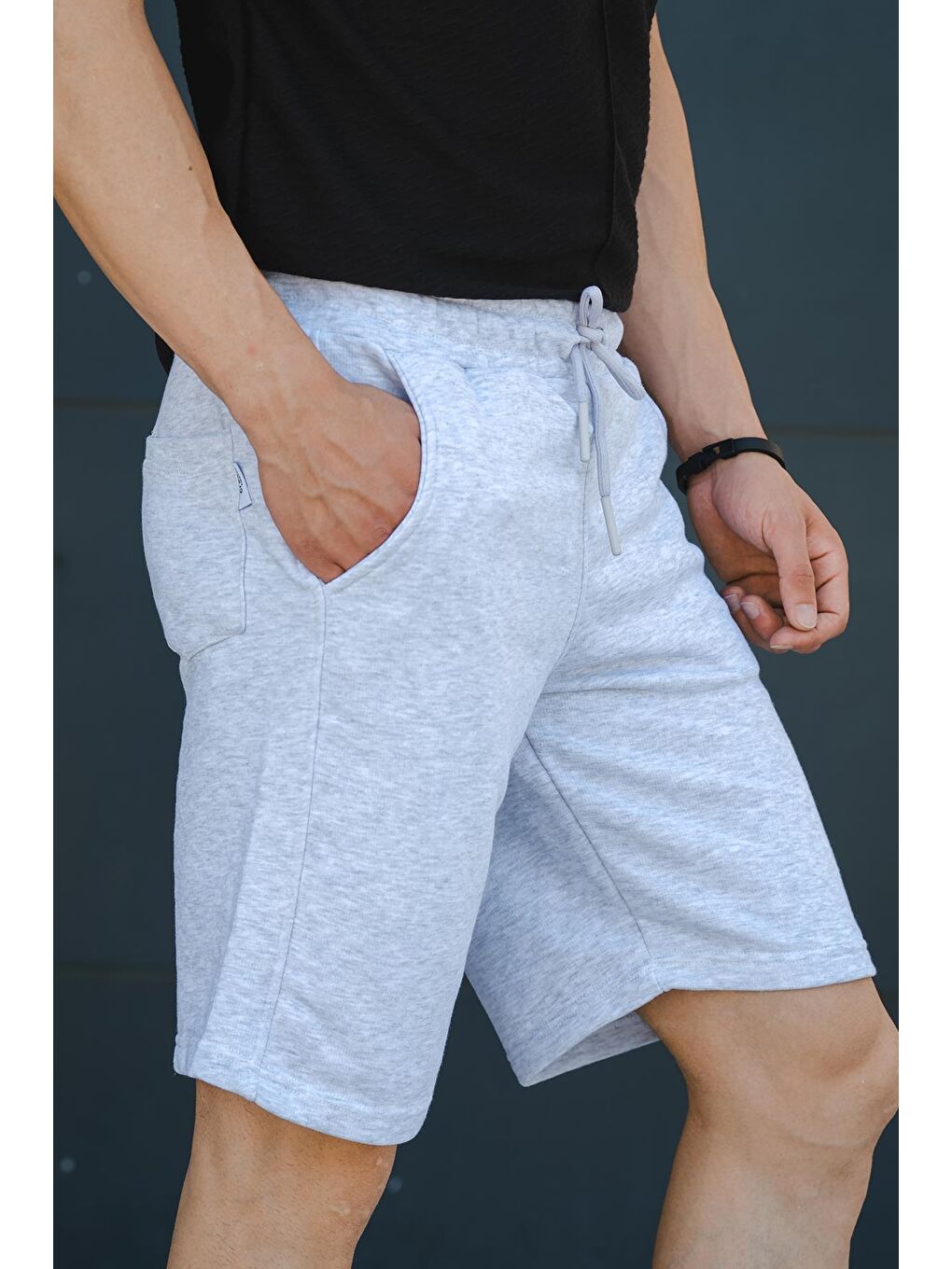 Gri Palmiro Dokuma Basic Erkek Bermuda Şort-2