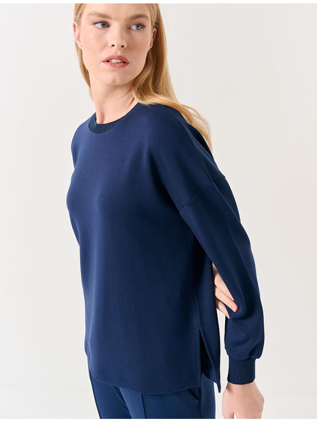 Lacivert Bisiklet Yaka Uzun Kollu Oversize Sweatshirt-5