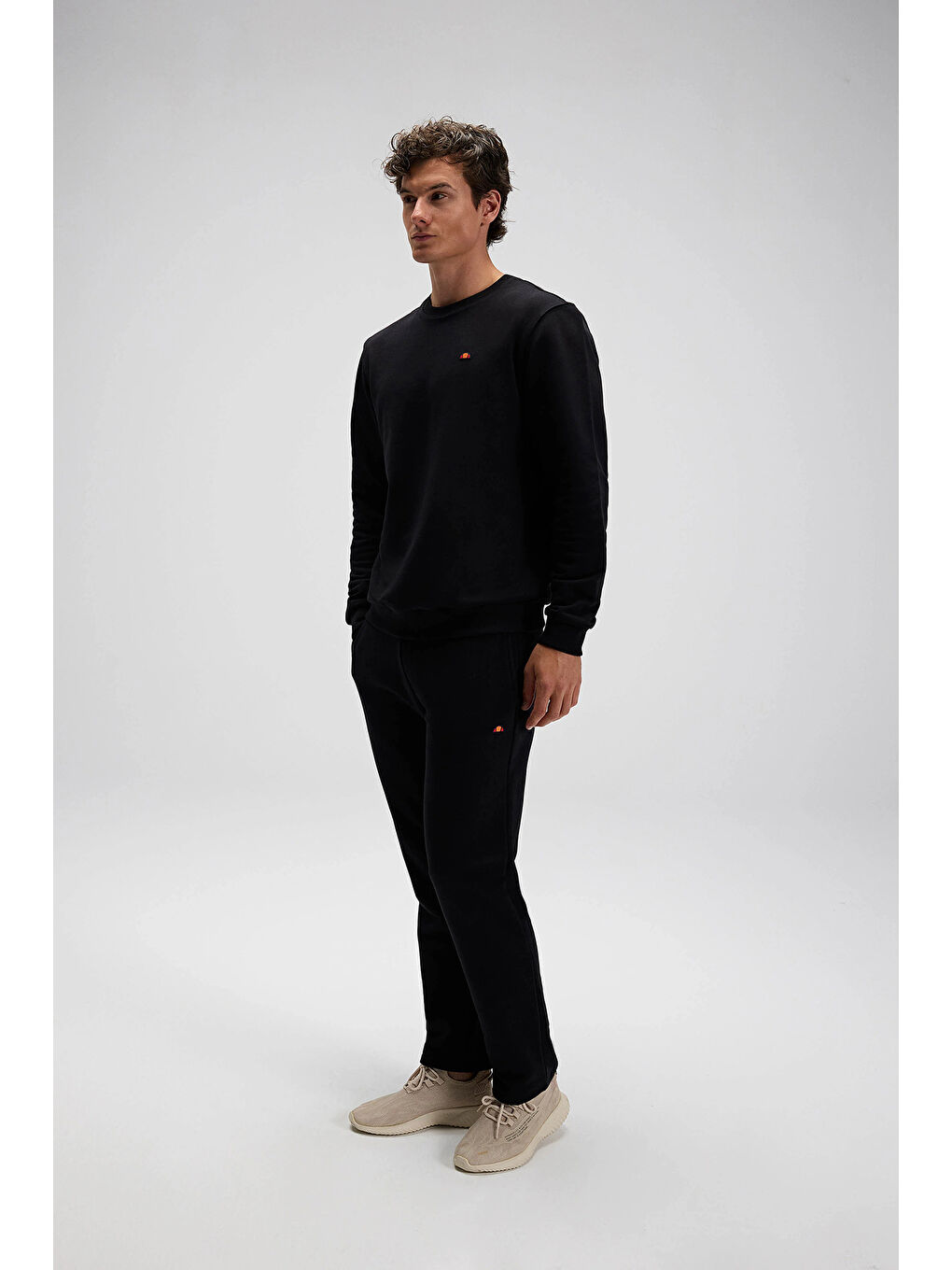 Siyah Pamuklu Regular Fit Bisiklet Yaka Logolu Sweat EM579-BK-4