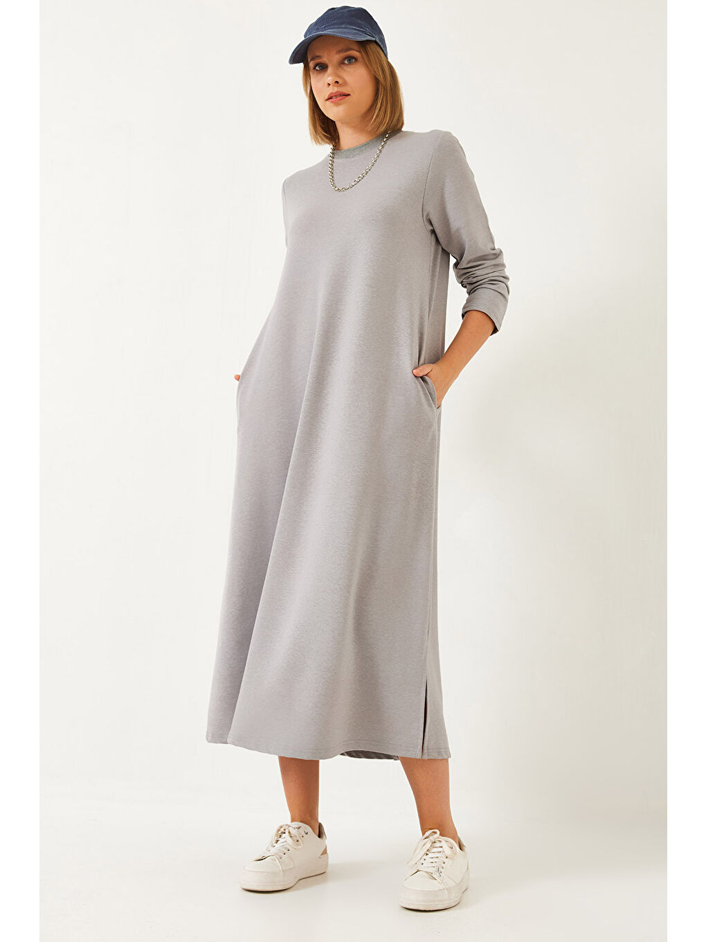 Gri Kadın Uzun Kloş Elbise