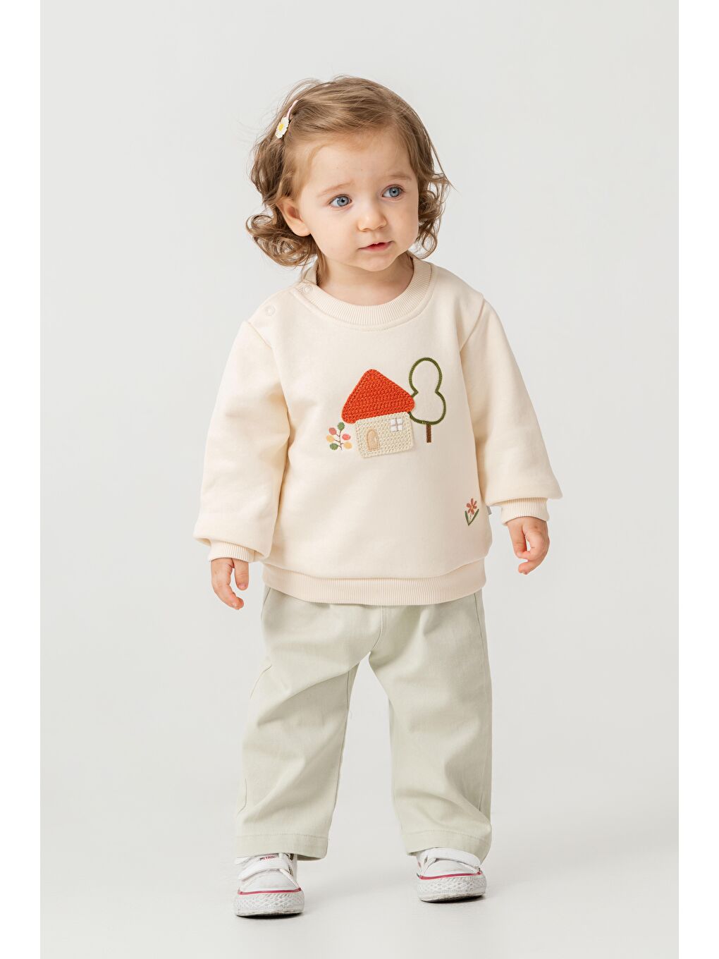 Karışık Kız Çocuk Pamuklu Ekru Ev Nakışlı Sweatshirt Ve Pantolon Takım