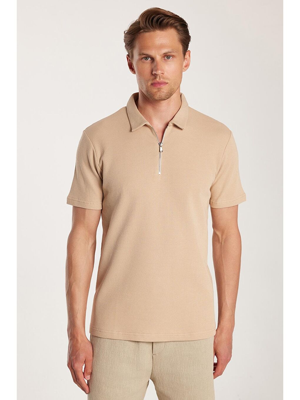 Erkek Slim Fit Dar Kesim %100 Pamuk Fermuarlı Bej Polo Yaka Tişört-3