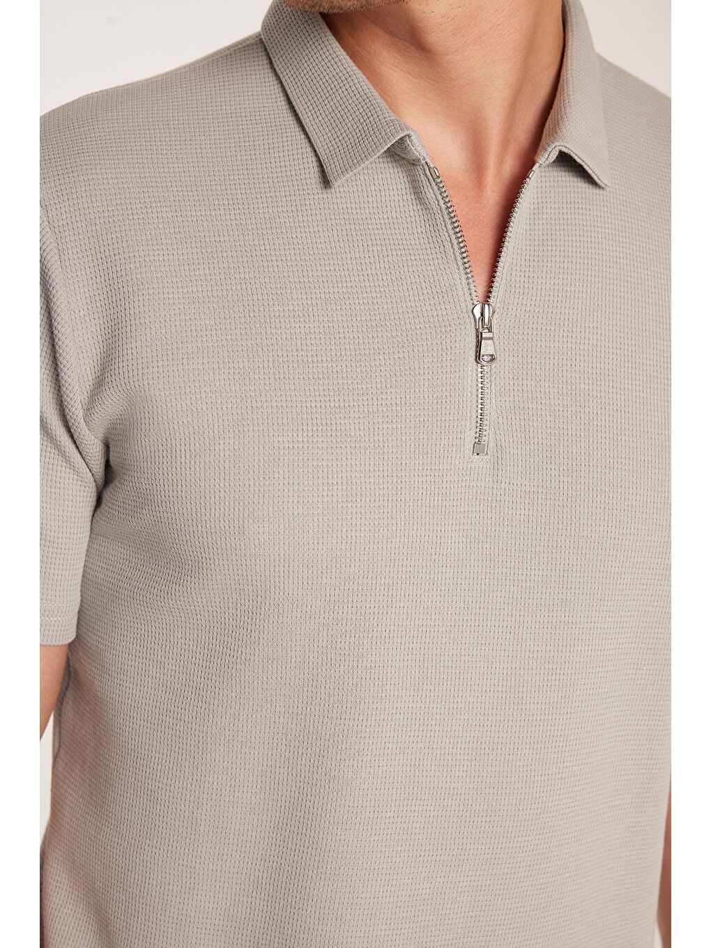 Erkek Slim Fit Dar Kesim %100 Pamuk Fermuarlı Gri Polo Yaka Tişört-2