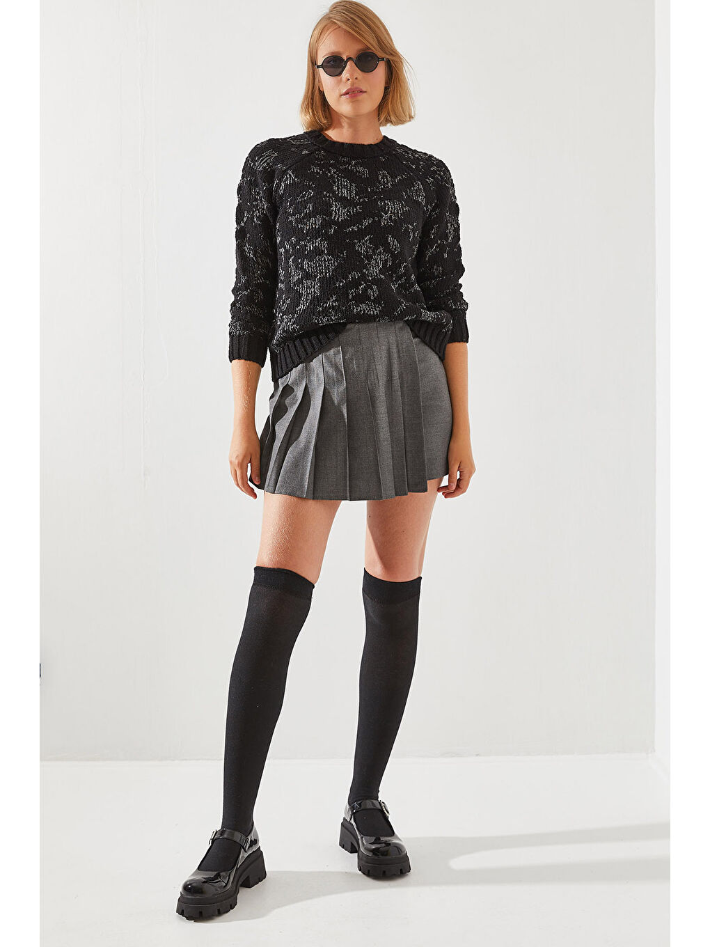 Siyah Kadın Triko Kazak