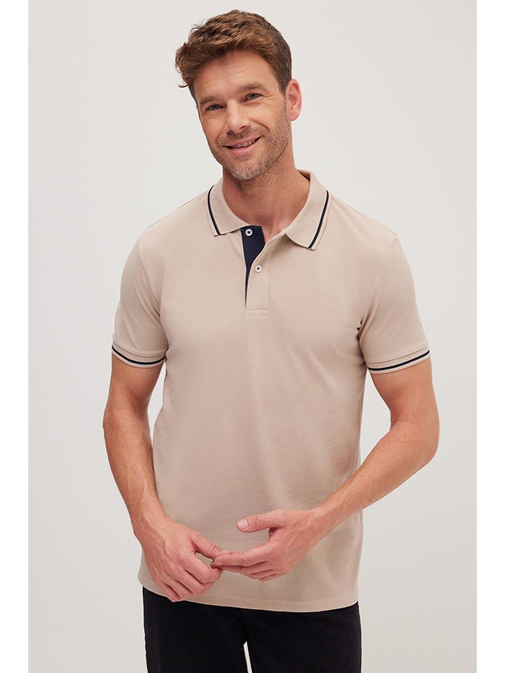 Bej Erkek Slim Fit Dar Kesim %100 Pamuk Yumuşak Dokulu Serin Tutan Kumaş Düz Pike Taş Polo Yaka Tişört-4