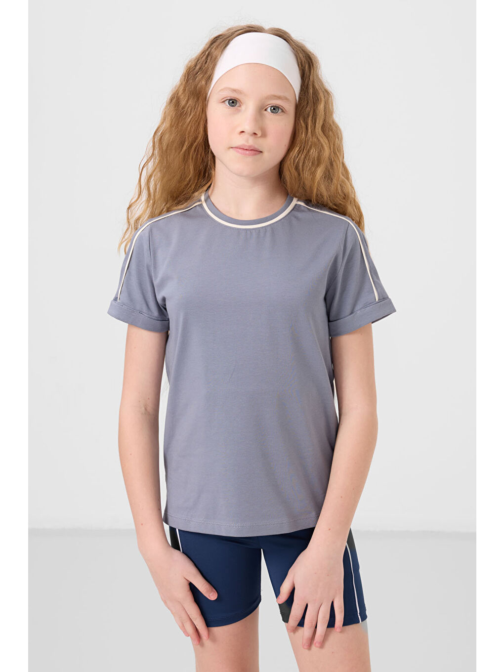 Standart Fit O Yaka 3lü Paket Koyu Mavi-Ekru-Gri Melanj Kız Çocuk T-Shirt - 75177-2