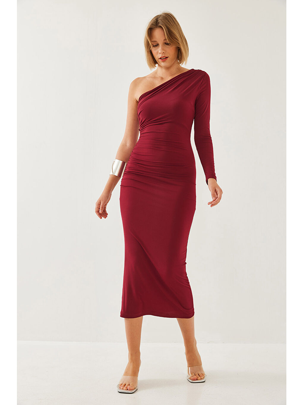 Bordo Kadın Tek Omuz ve Büzgülü Uzun Elbise-4