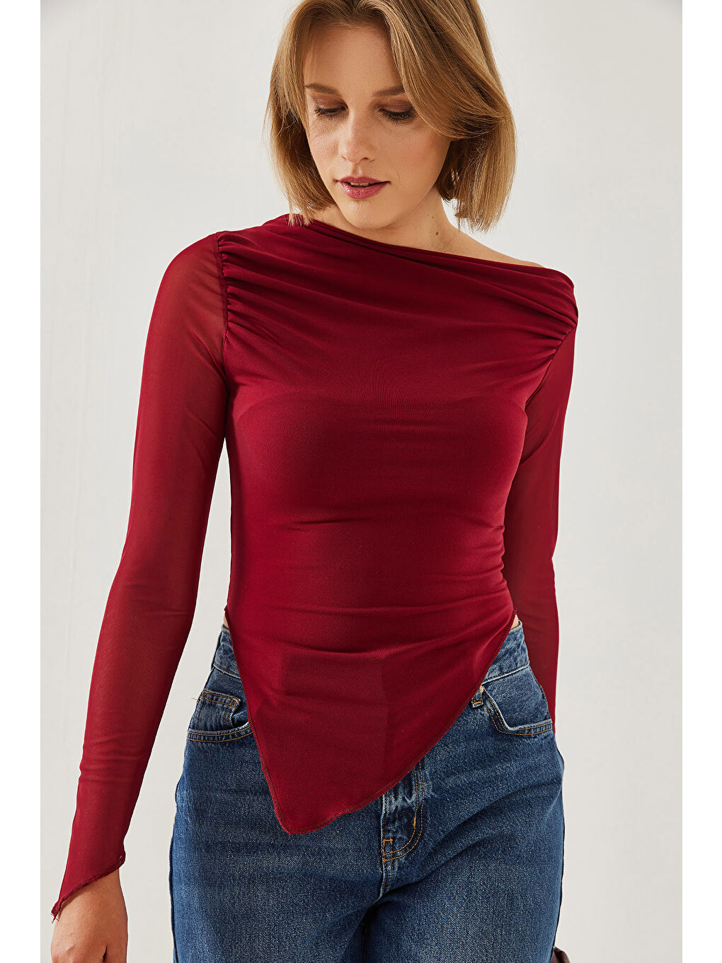 Bordo Kadın Tül Detay Asimetrik Kesim Bluz-5