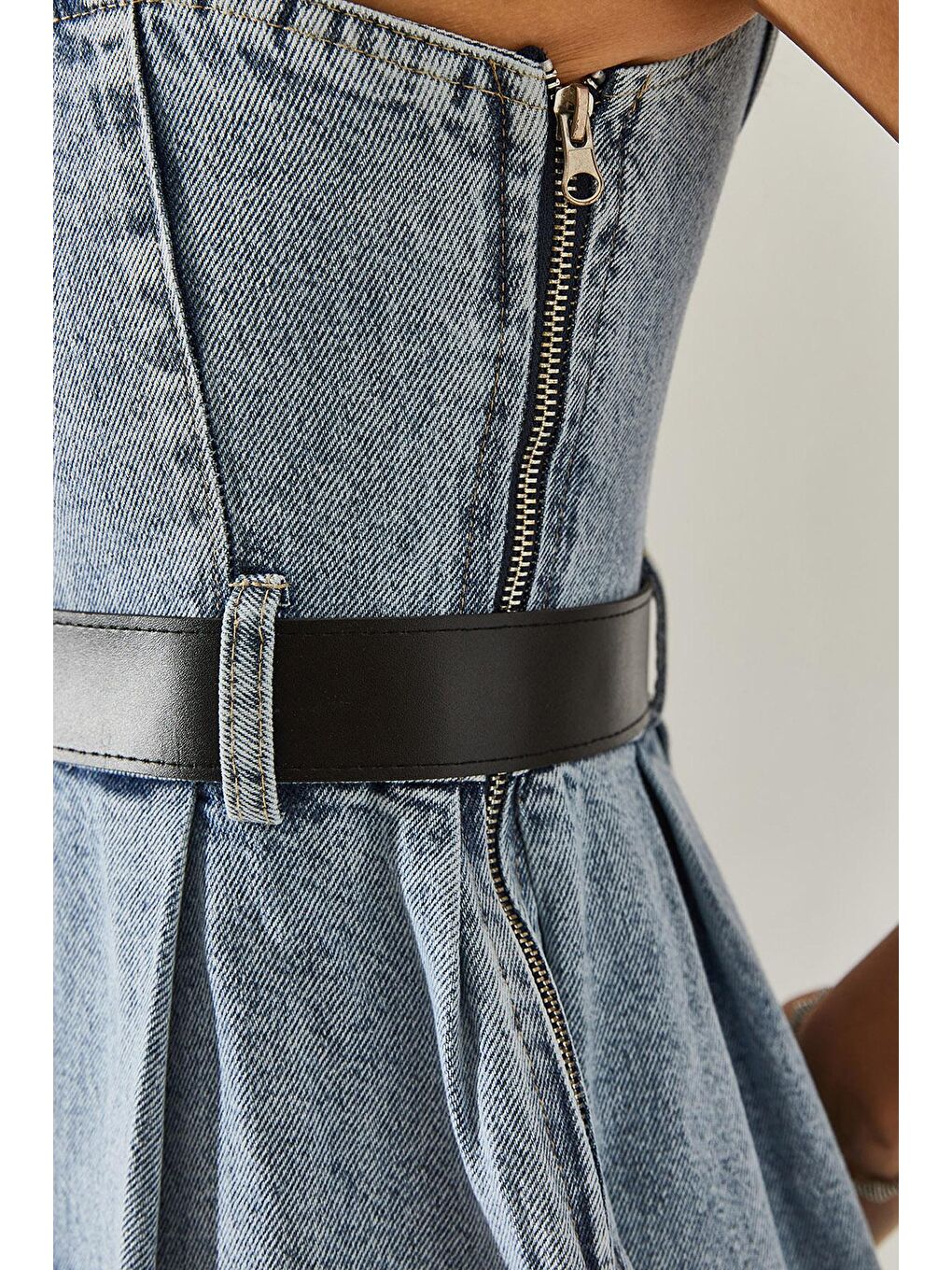 Mavi Kadın İp Askılı Kemerli Yandan Fermuar Detaylı Jean Elbise-1