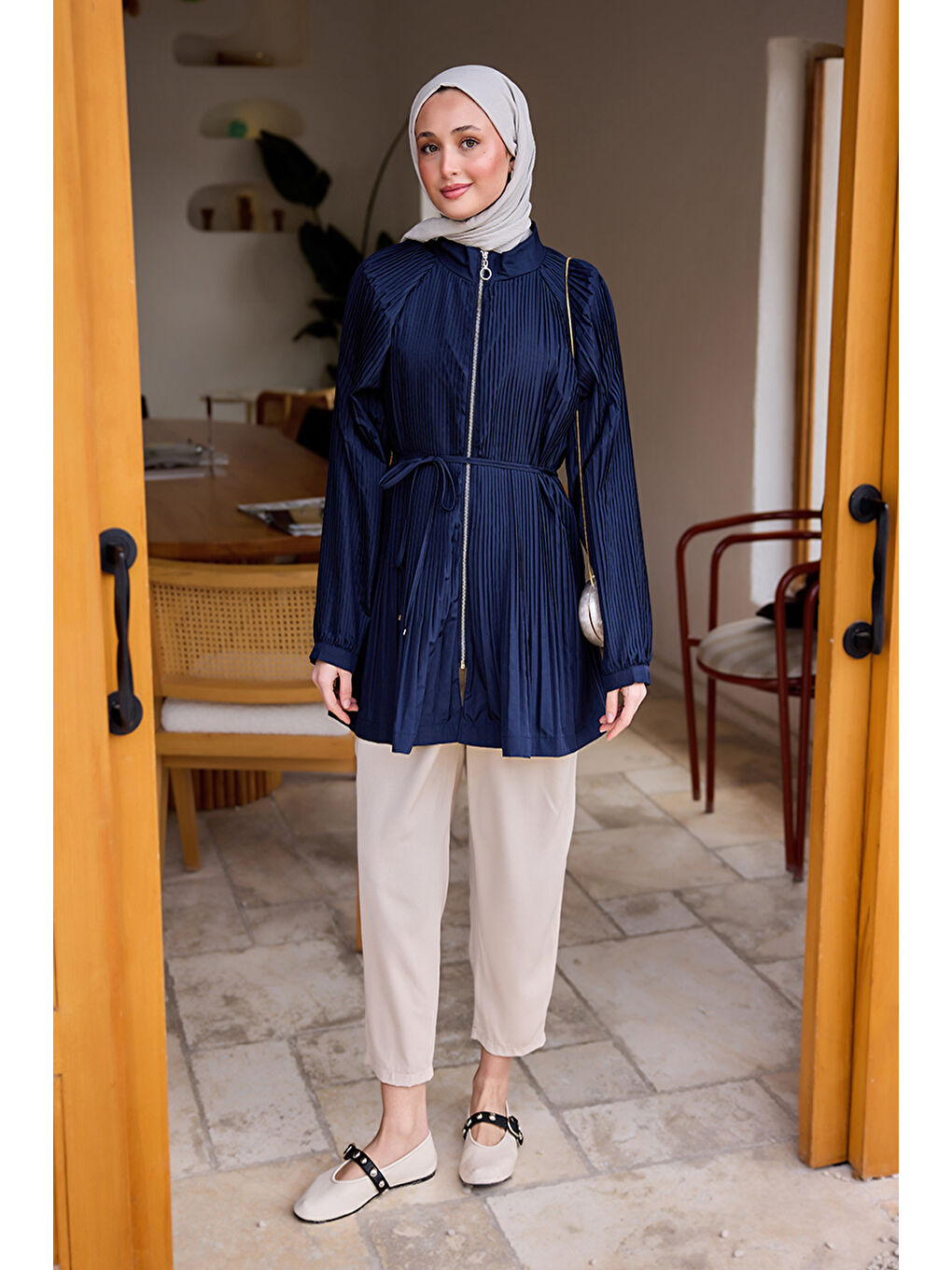 Kadın Micro Pileli Kısa Trenç Lacivert-2