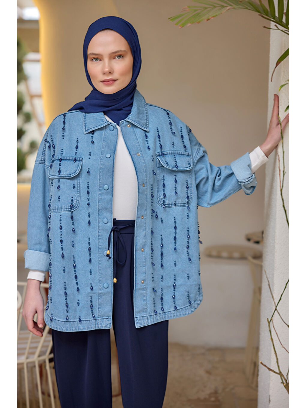 Kadın Boncuk İşlemeli Jean Ceket  Buz Mavi-1