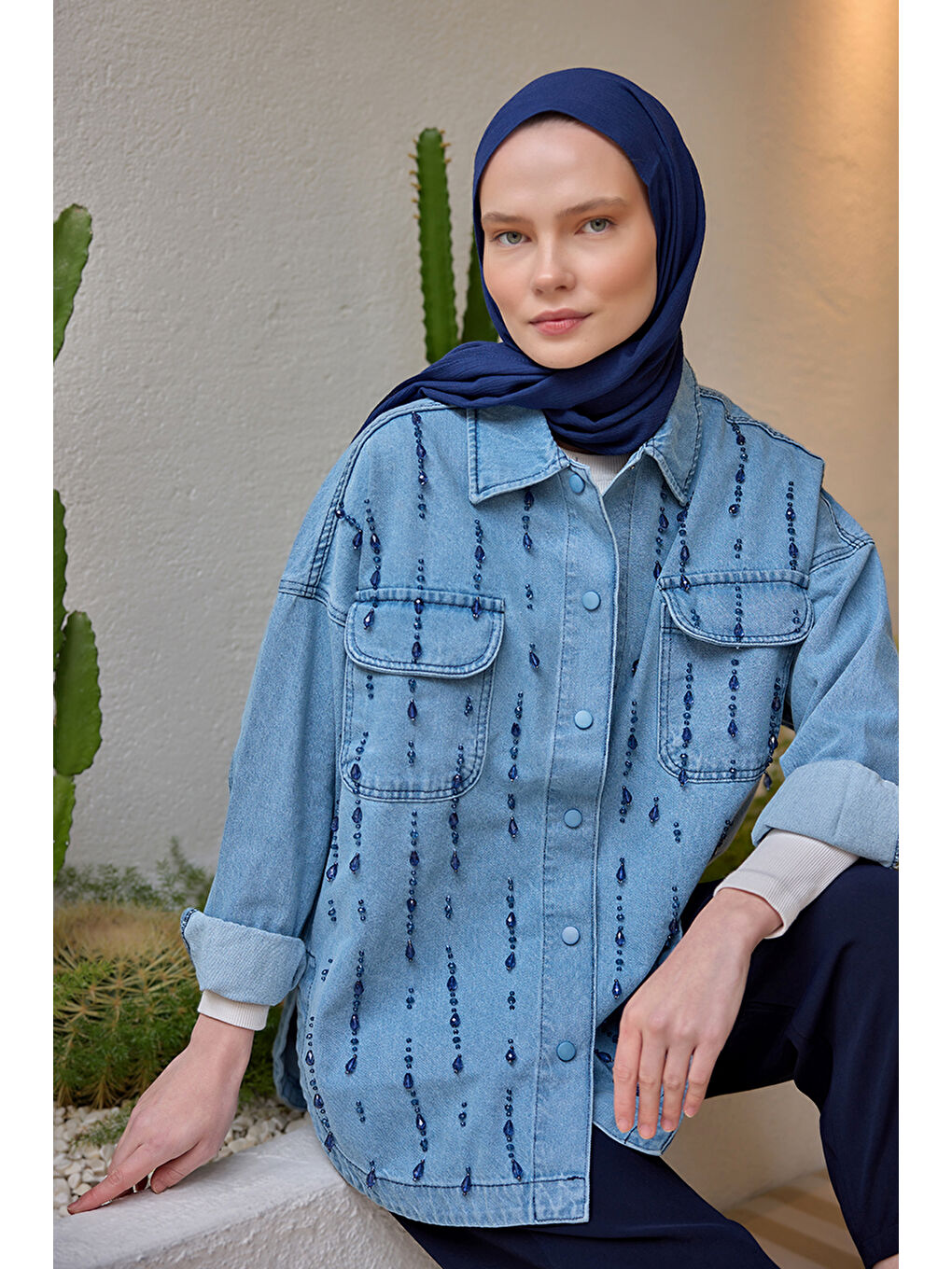 Kadın Boncuk İşlemeli Jean Ceket  Buz Mavi-3