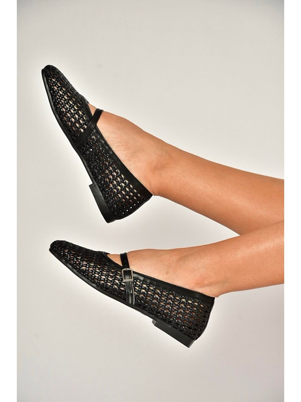 Siyah Kadın Babet Y726431709-2