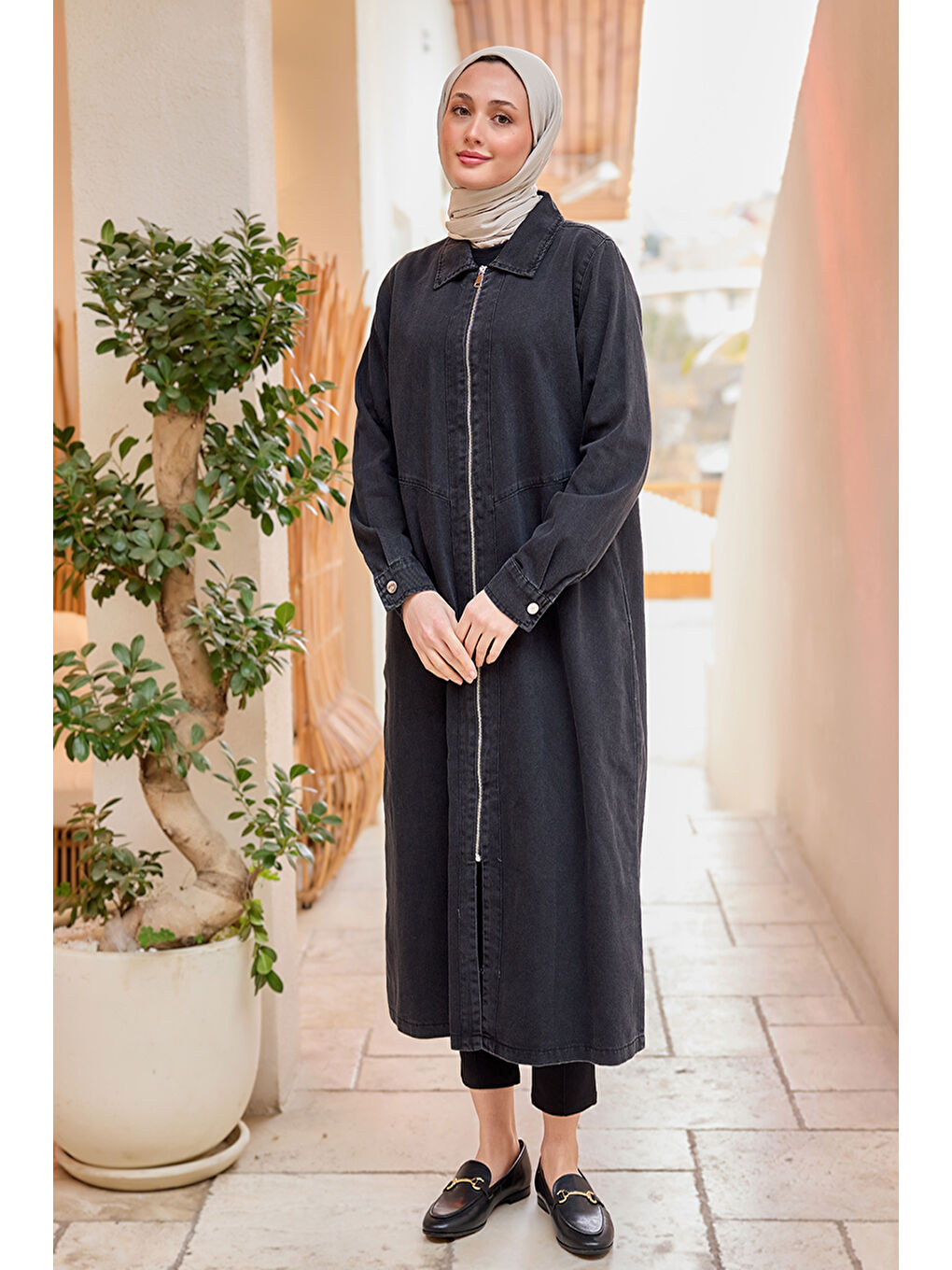 Kadın Fermuarlı Midi Boy Jean Ceket  Siyah-2