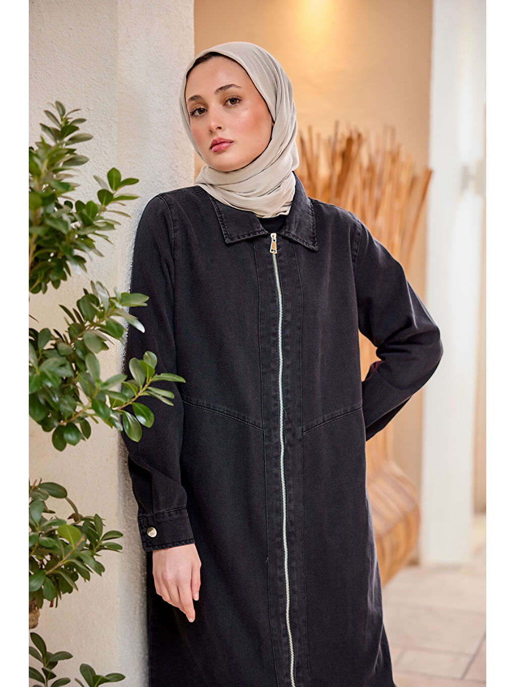 Kadın Fermuarlı Midi Boy Jean Ceket  Siyah-3