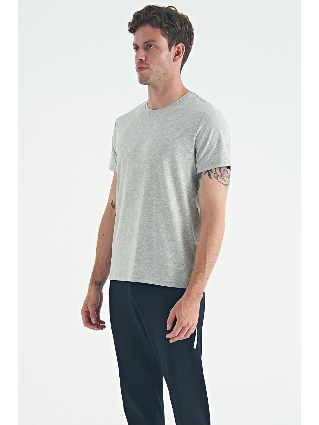 AIR JONES Calvin Gri Melanj Basic Erkek T-Shirt - 88245 - 1