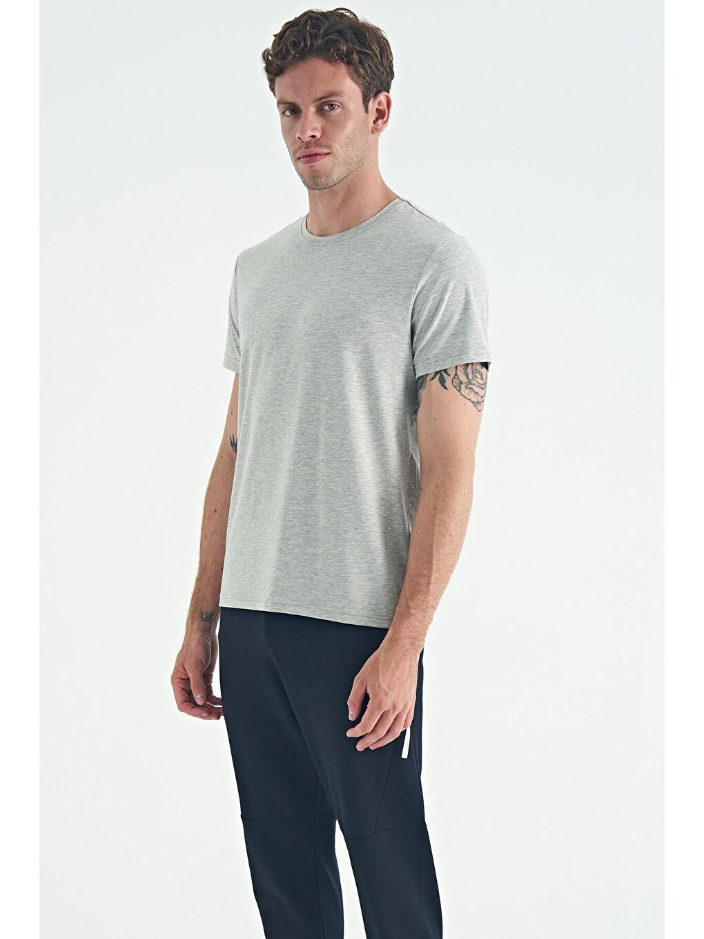 AIR JONES Calvin Gri Melanj Basic Erkek T-Shirt - 88245 - 2