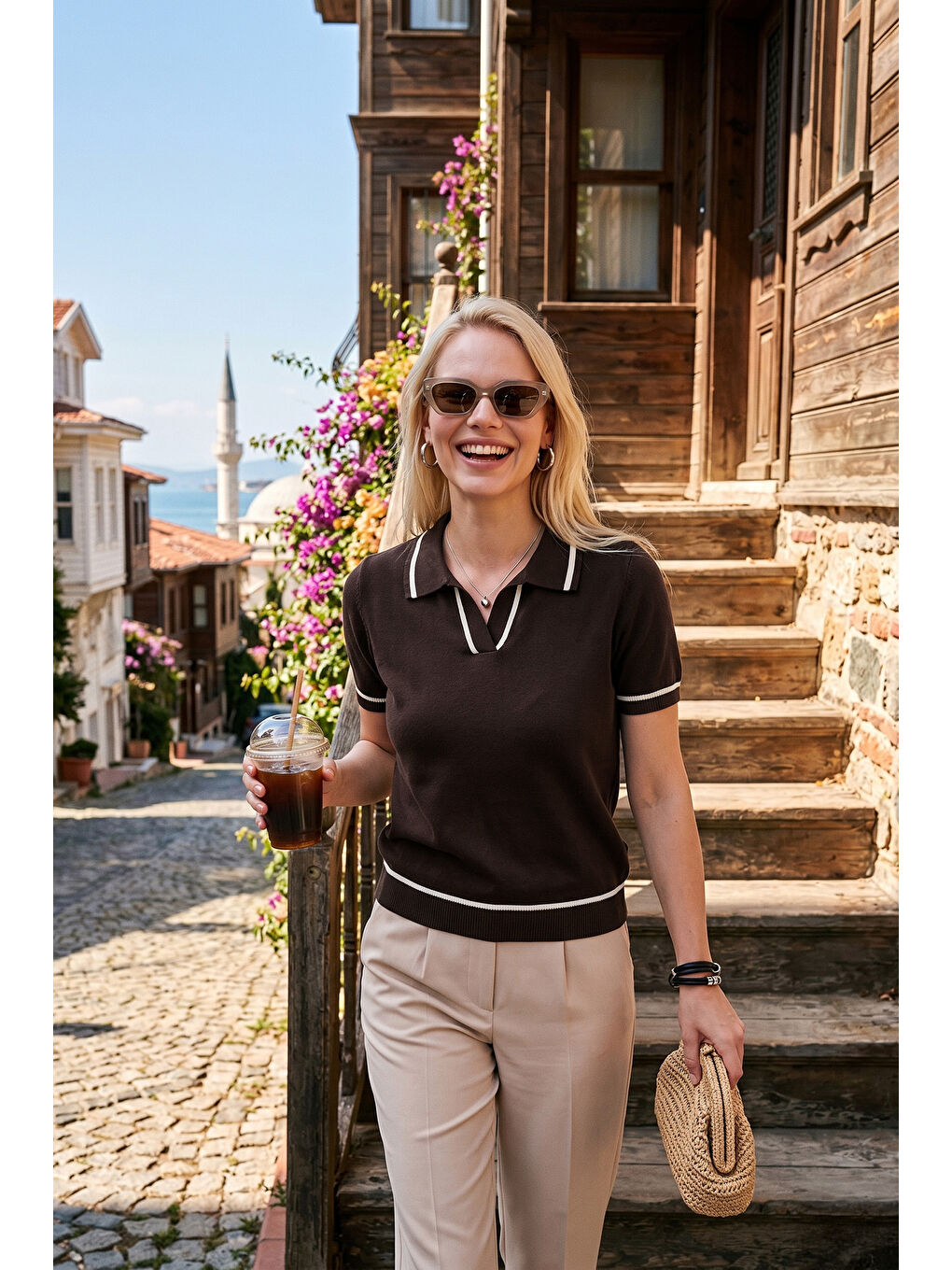 Kahverengi Kontrast Detaylı Regular Fit Triko Polo Yaka Kadın T Shirt 4617057