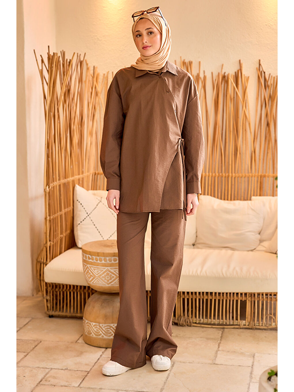 Kadın Düğme Detay Yan Bağlamalı Keten Takım Kahverengi-1