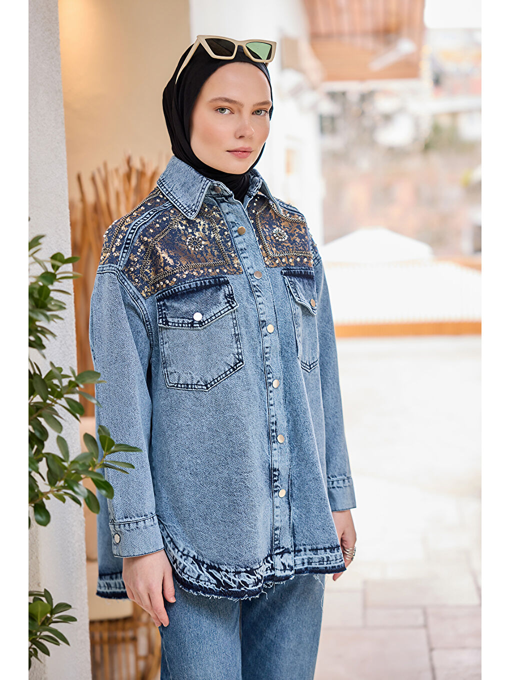 Kadın Gold Varak Desenli Jean Ceket  Buz Mavi-1