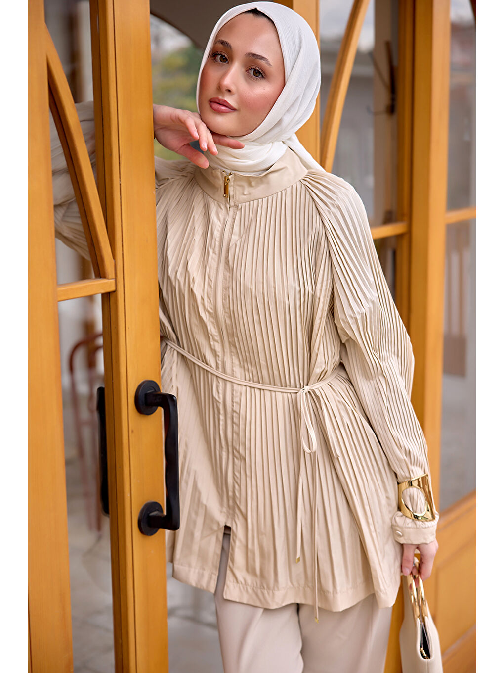 Ekru Kadın Micro Pileli Kısa Trenç Krem-1