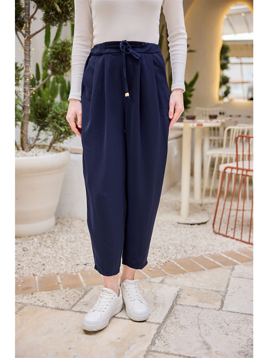 Kadın Beli Lastikli  Havuç Pantolon Lacivert-1