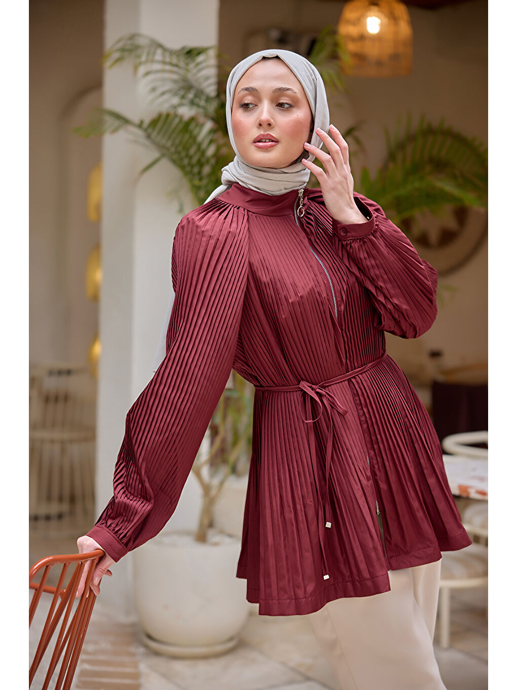 Kadın Micro Pileli Kısa Trenç Bordo-2